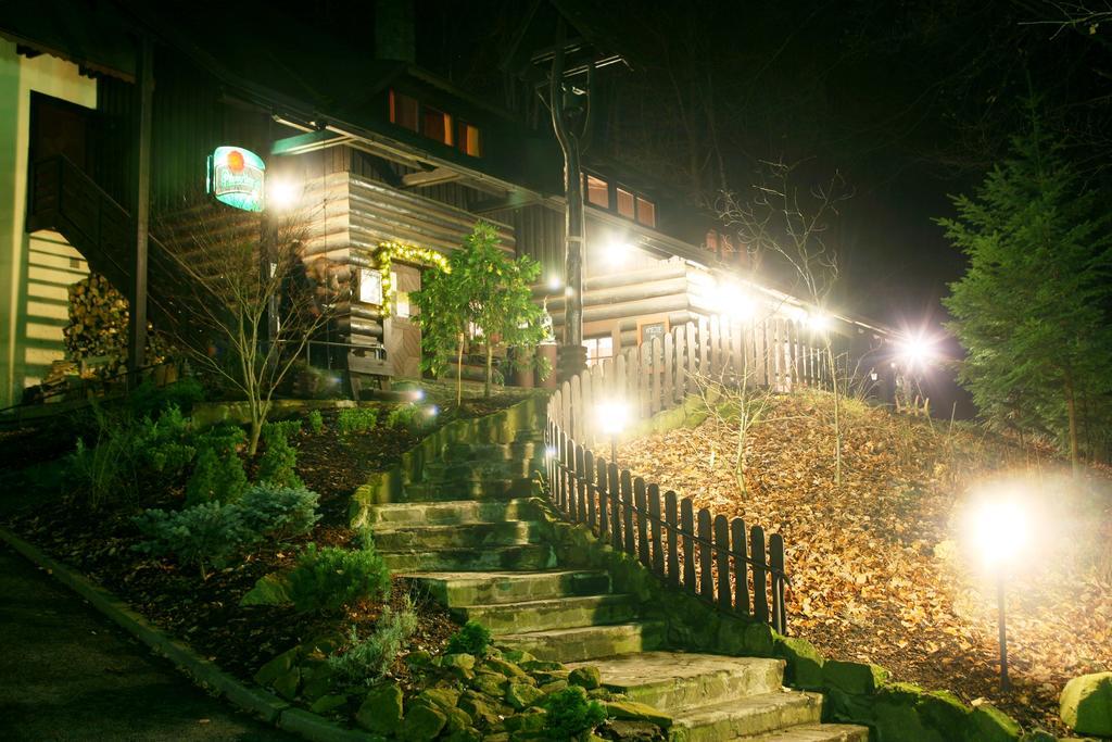Koliba U Cerneho Medveda Hotel Zlin Exterior photo